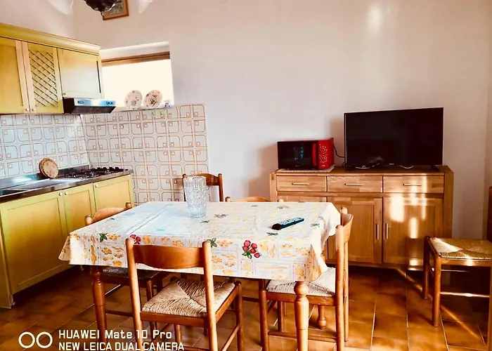 Borgo Bellavista * Isola Rossa (Sassari)